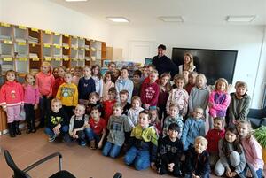 Beseda v knihovně -1. ročník 0187b466-4bae-448a-88ce-b6f1d5b81fc0.jpg